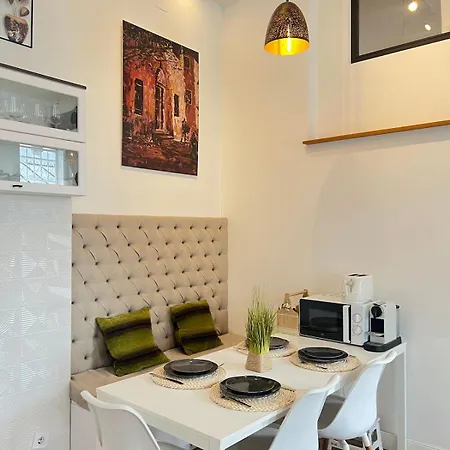 דירה Stylish Loft With Ac Near Opera בודפשט