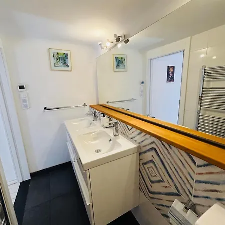 Stylish Loft With Ac Near Opera דירה בודפשט